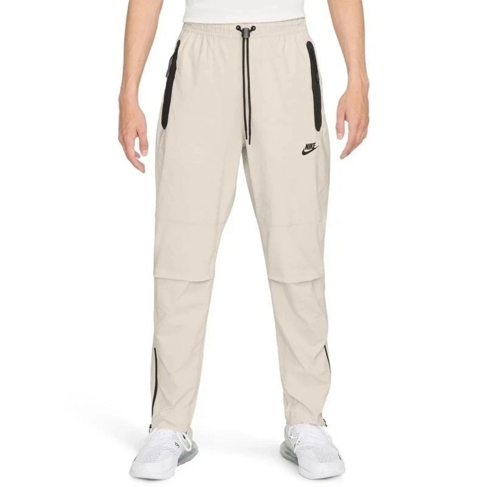 Nike Tech Woven Pants Mens M Oversized Light Orewood Black HM7158-104 NWT - Picture 7 of 7